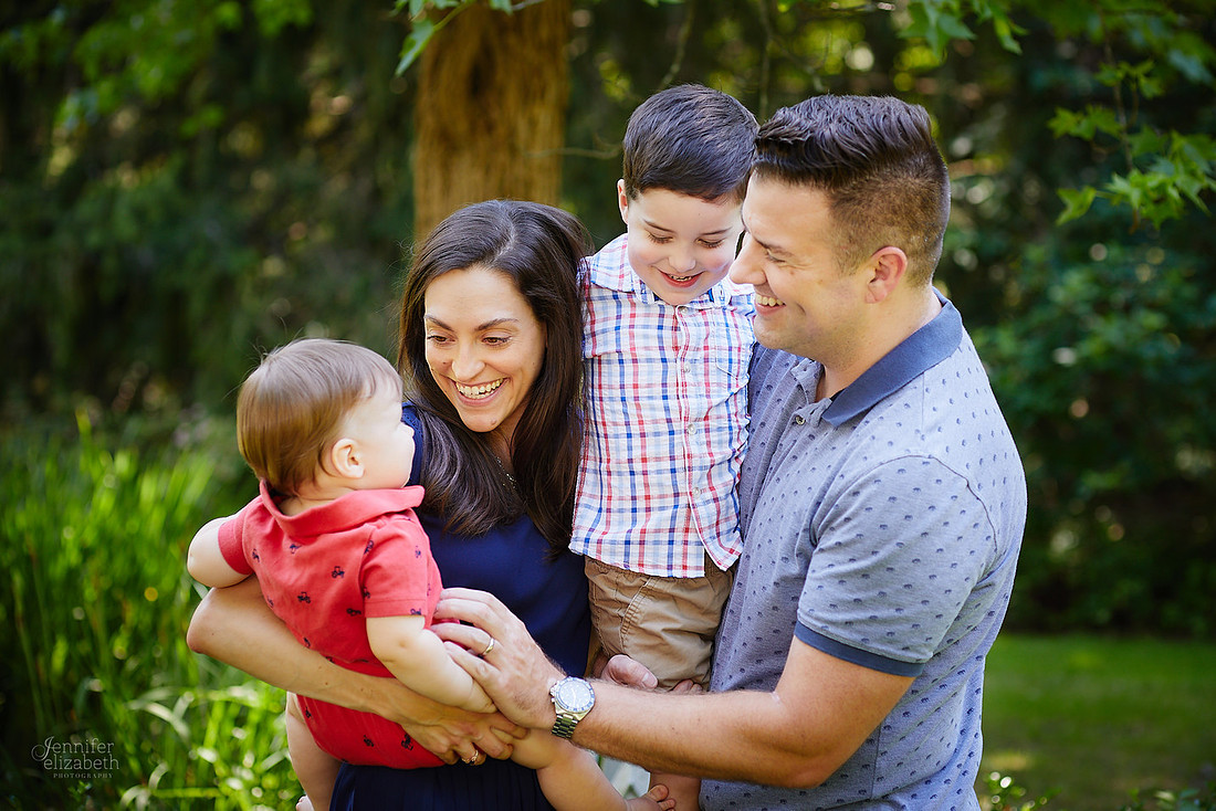 The M Family: Backyard Portrait Session in Willoughby Hills