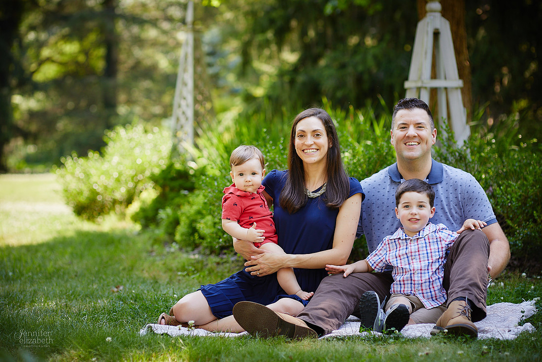 The M Family: Backyard Portrait Session in Willoughby Hills