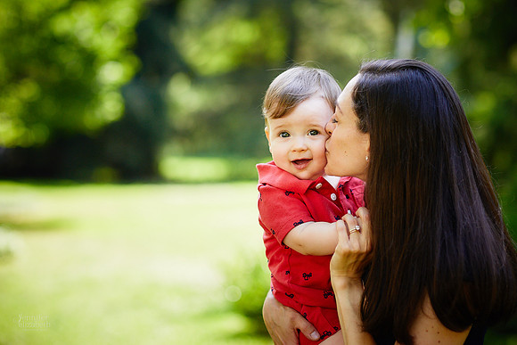 The M Family: Backyard Portrait Session in Willoughby Hills