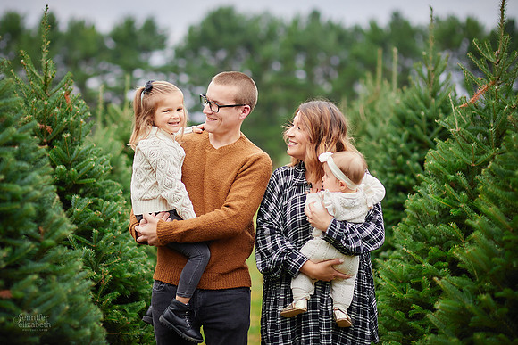 The B Family: Portrait Session at Sugar Pines Farm in Chesterland