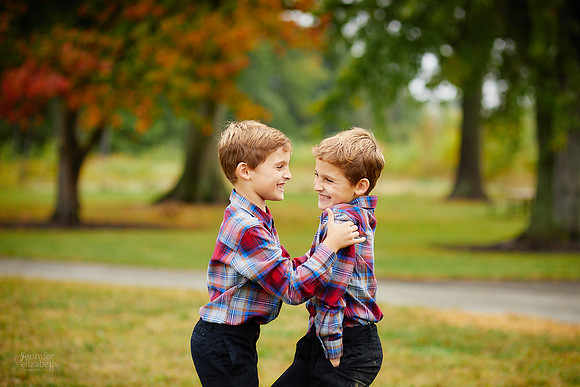 The T Family: Portrait Session at Acacia Reservation in Beachwood