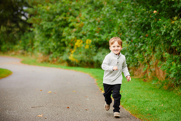 The T Family: Portrait Session at Acacia Reservation in Beachwood