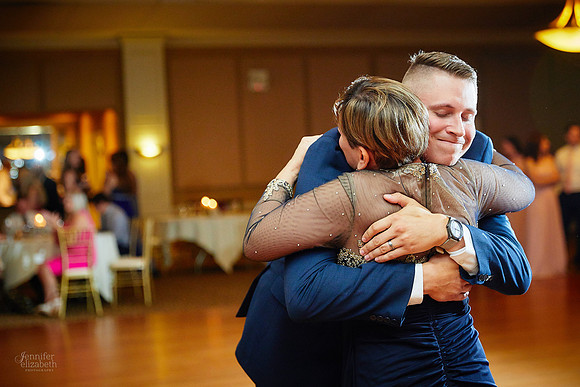 Gina & Allen: Wedding Reception at Weymouth Country Club in Medina, Ohio