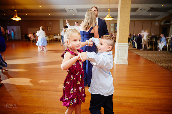 Gina & Allen: Wedding Reception at Weymouth Country Club in Medina, Ohio
