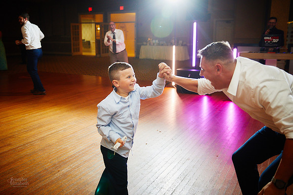 Gina & Allen: Wedding Reception at Weymouth Country Club in Medina, Ohio
