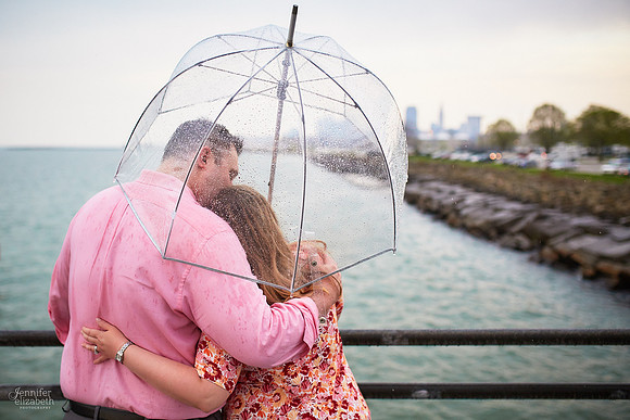 Kaitlin & Derek: Engagement Session at Edgewater Park