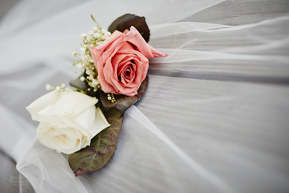Jon & Taylor: Wedding at Sun Valley in Chagrin Falls