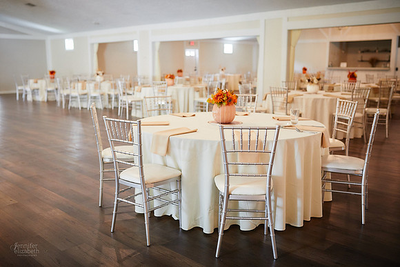 Jon & Taylor: Wedding at Sun Valley in Chagrin Falls