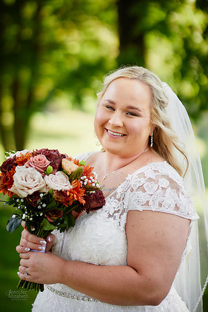 Jon & Taylor: Wedding at Sun Valley in Chagrin Falls