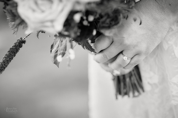 Jon & Taylor: Wedding at Sun Valley in Chagrin Falls
