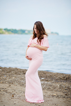 Gina: Maternity Portrait Session at Edgewater Park in Cleveland