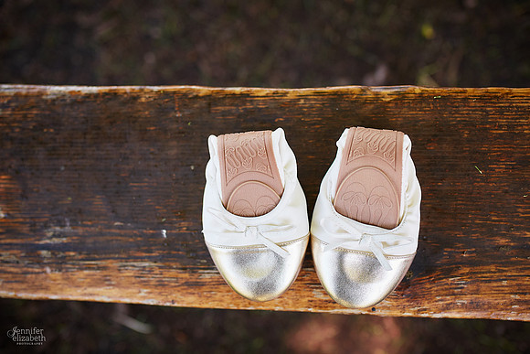 Laura & Matt: Wedding at The Vineyards at Pine Lake