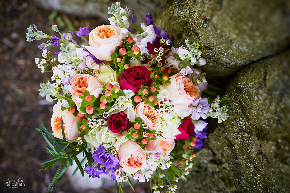 Laura & Matt: Wedding at The Vineyards at Pine Lake