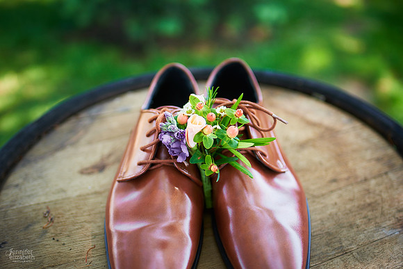 Laura & Matt: Wedding at The Vineyards at Pine Lake