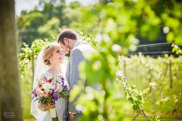 Laura & Matt: Wedding at The Vineyards at Pine Lake