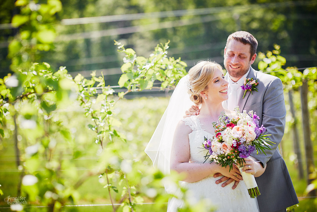 Laura & Matt: Wedding at The Vineyards at Pine Lake