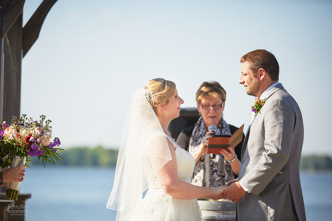 Laura & Matt: Wedding at The Vineyards at Pine Lake