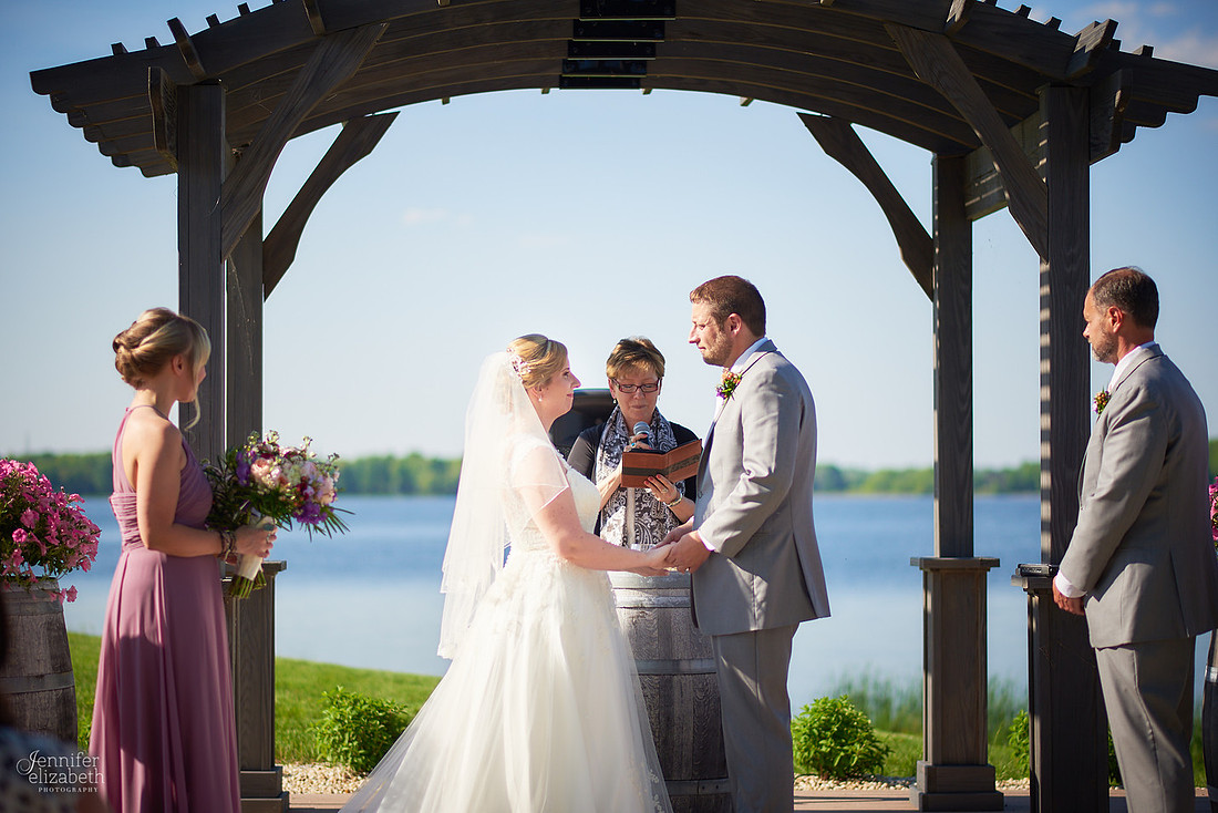 Laura & Matt: Wedding at The Vineyards at Pine Lake