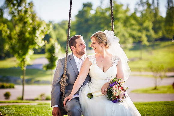 Laura & Matt: Wedding at The Vineyards at Pine Lake