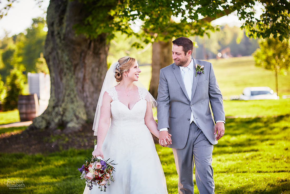 Laura & Matt: Wedding at The Vineyards at Pine Lake