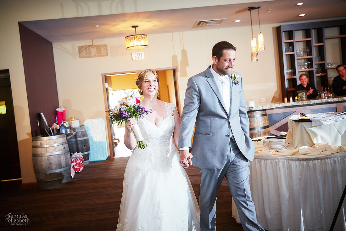Laura & Matt: Wedding at The Vineyards at Pine Lake