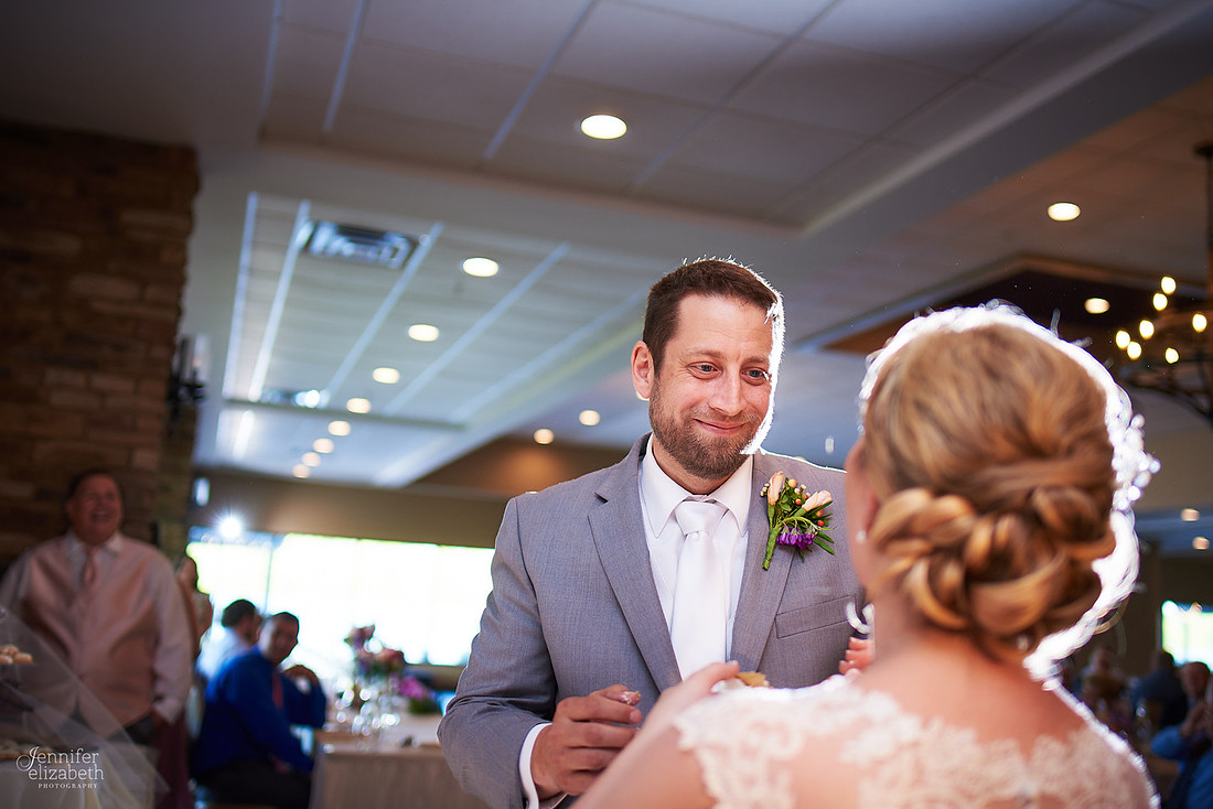 Laura & Matt: Wedding at The Vineyards at Pine Lake