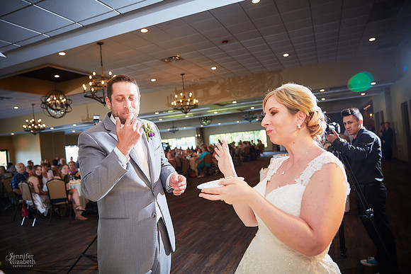 Laura & Matt: Wedding at The Vineyards at Pine Lake