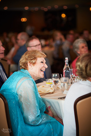 Laura & Matt: Wedding at The Vineyards at Pine Lake