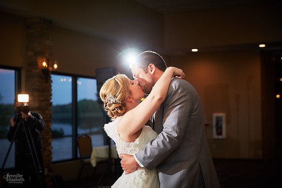 Laura & Matt: Wedding at The Vineyards at Pine Lake