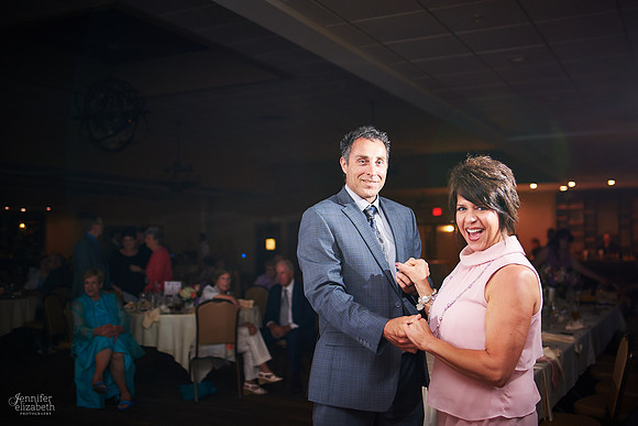 Laura & Matt: Wedding at The Vineyards at Pine Lake