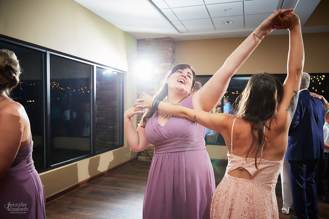 Laura & Matt: Wedding at The Vineyards at Pine Lake