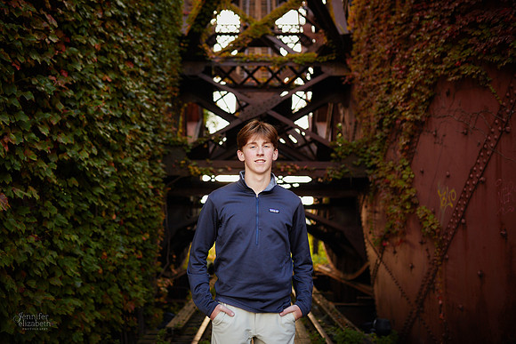 Liam: Senior Session in The Flats