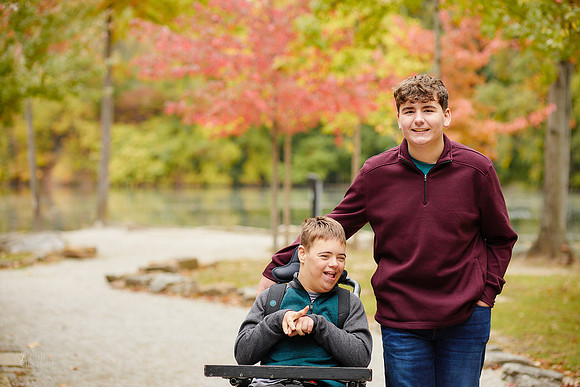 The C Family: Portrait Session at Coe Lake in Berea