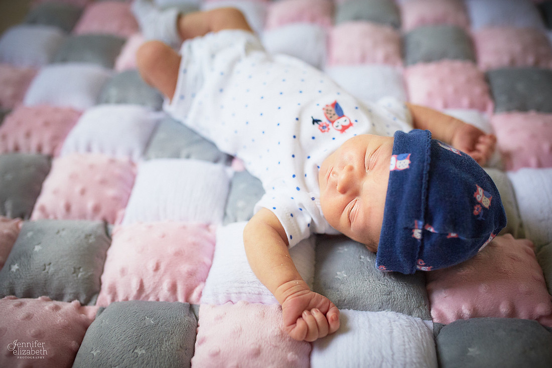 Zoey: Lifestyle Newborn Session in Cleveland