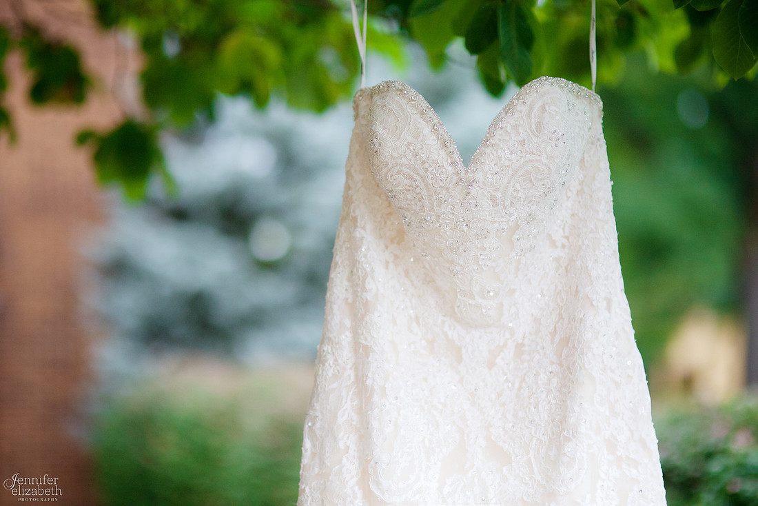 Amanda & Mike: Cleveland, Ohio Wedding