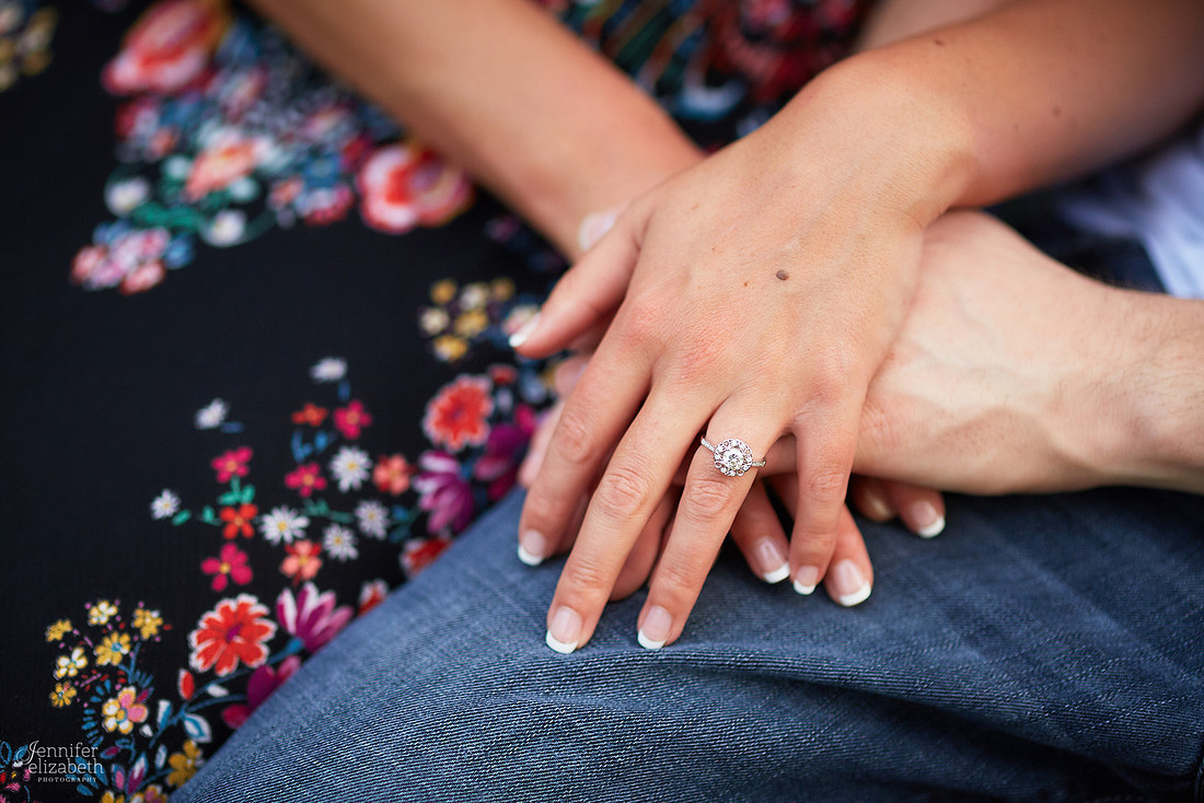 Hannah & Ryan: Engagement at Price Park in North Canton