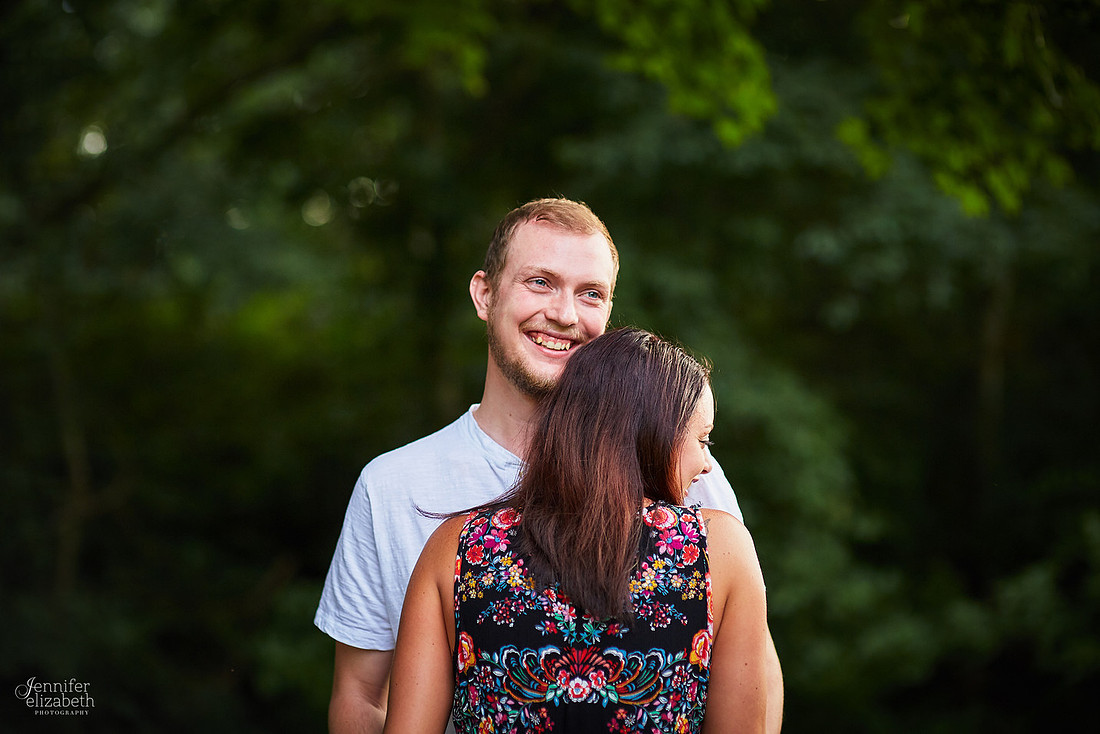 Hannah & Ryan: Engagement at Price Park in North Canton