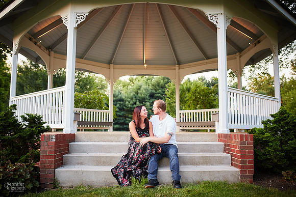 Hannah & Ryan: Engagement at Price Park in North Canton