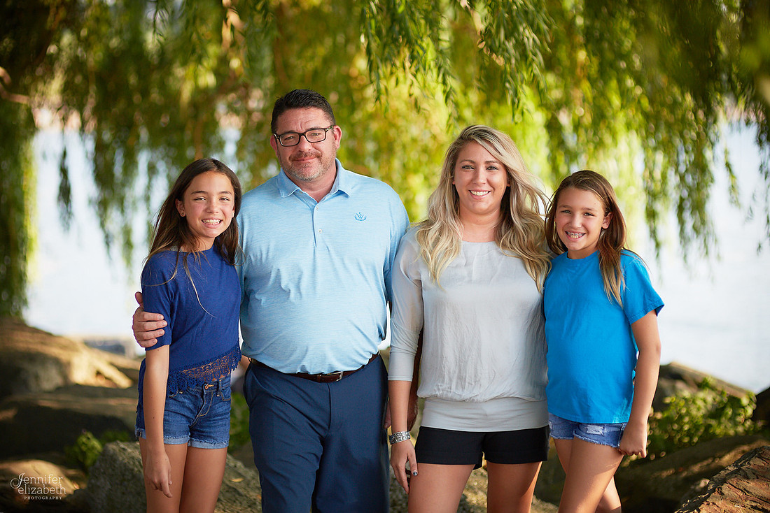 The V Family: Portrait Session at Edgewater Park