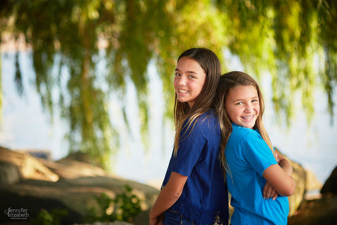 The V Family: Portrait Session at Edgewater Park