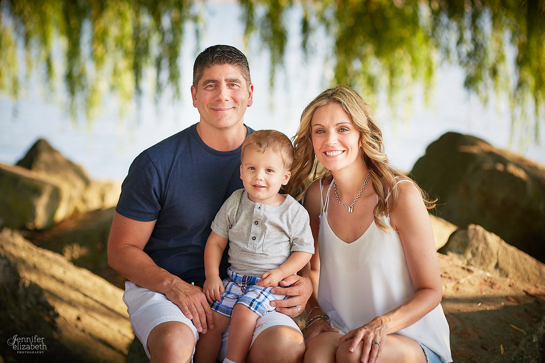 The V Family: Portrait Session at Edgewater Park
