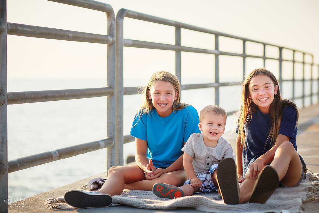The V Family: Portrait Session at Edgewater Park