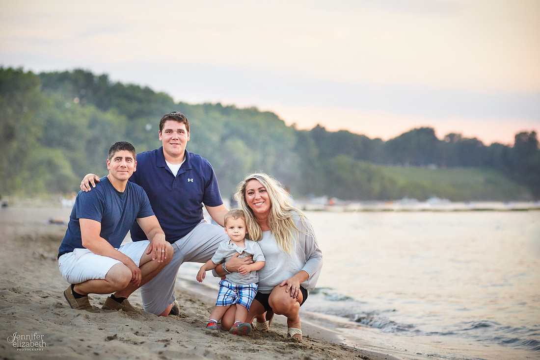 The V Family: Portrait Session at Edgewater Park
