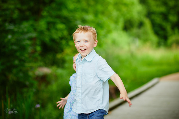 The E Family: Portrait Session at Liberty Ledges Park in Twinsburg