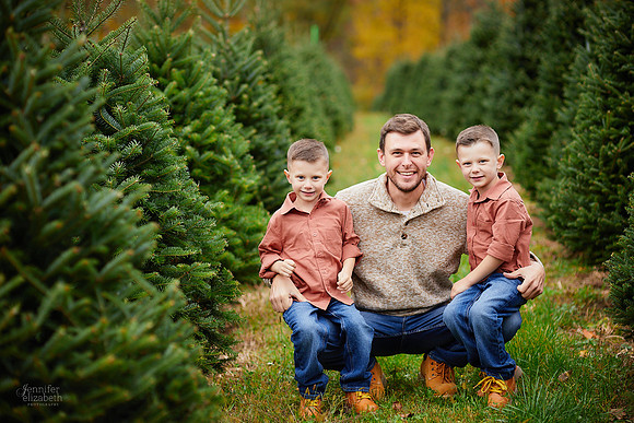 Mini Holiday Portrait Sessions at Sugar Pines Farm in Chesterland