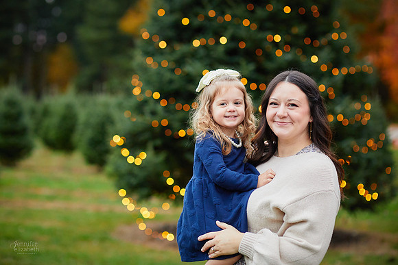 Mini Holiday Portrait Sessions at Sugar Pines Farm in Chesterland