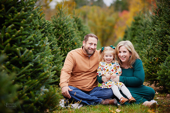 Mini Holiday Portrait Sessions at Sugar Pines Farm in Chesterland