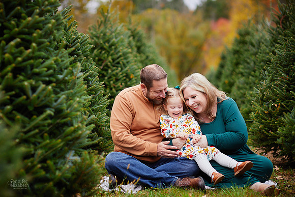 Mini Holiday Portrait Sessions at Sugar Pines Farm in Chesterland