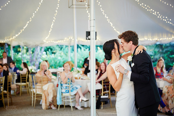 Jessica & Tim: Wedding at Orchid House Winery in Aurora, Ohio