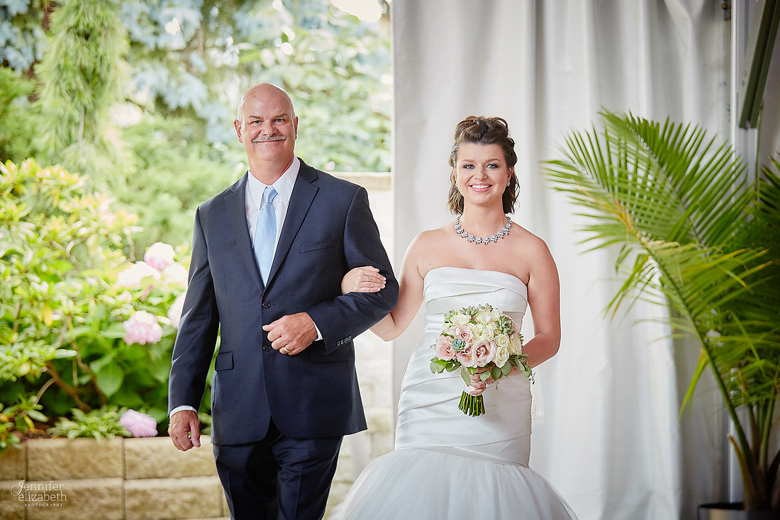 Brooke & Kevin: Landerhaven Wedding in Cleveland